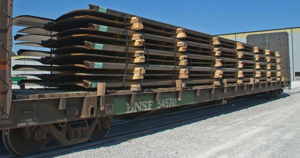 Custom Packaging & Shipping Banner